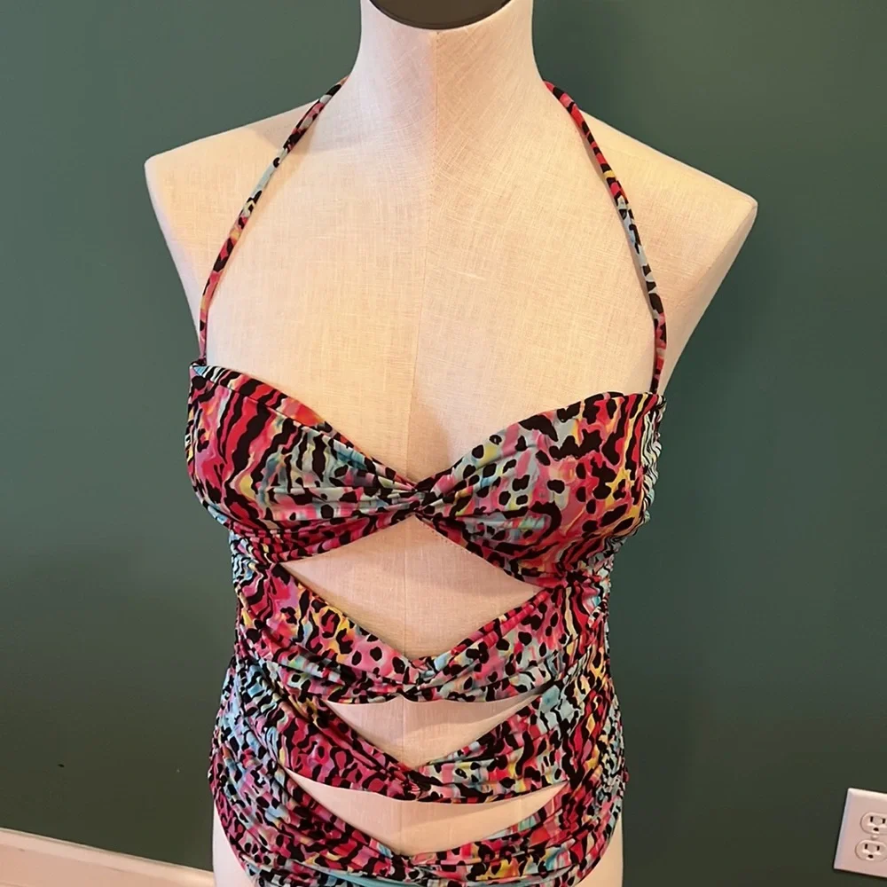 ❄️Matthew Williamson front multi cutout‎  swimsuit. Size 10 - Picture 3 of 7